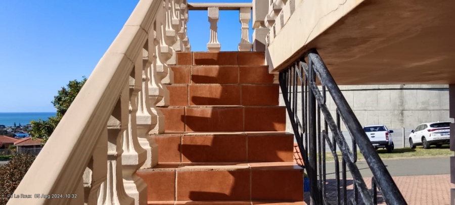 5 Bedroom Property for Sale in Hartenbos Heuwels Western Cape